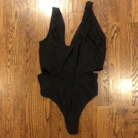 Bodysuit black with cut outs size medium - Picture 6 of 6